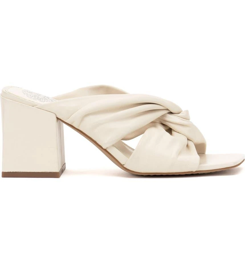 商品Vince Camuto|Jenabie Sandal,价格¥286,第3张图片详细描述