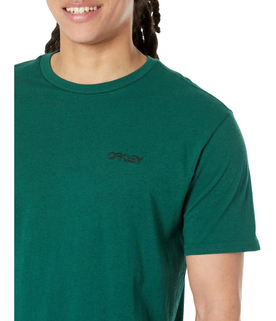 商品Oakley|Retro Heathered B1B Short Sleeve Tee,价格¥165,第3张图片详细描述