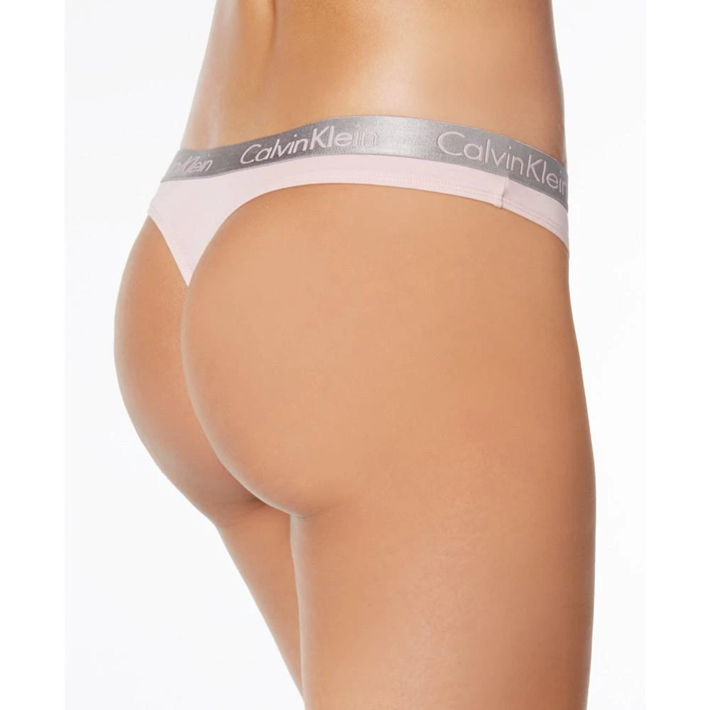 商品Calvin Klein|Radiant Thong 3-Pk QD3590,价格¥158,第5张图片详细描述