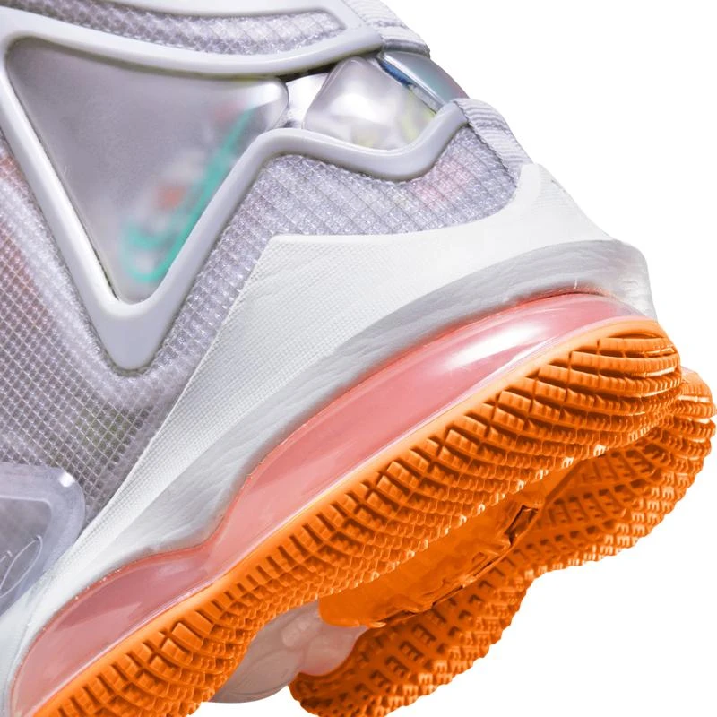 Nike LeBron 19 - Men's 商品