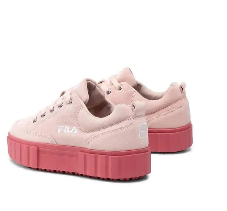 商品Fila|Ladies Peach Blush Sandblast Low-Top Sneakers,价格¥413,第2张图片详细描述