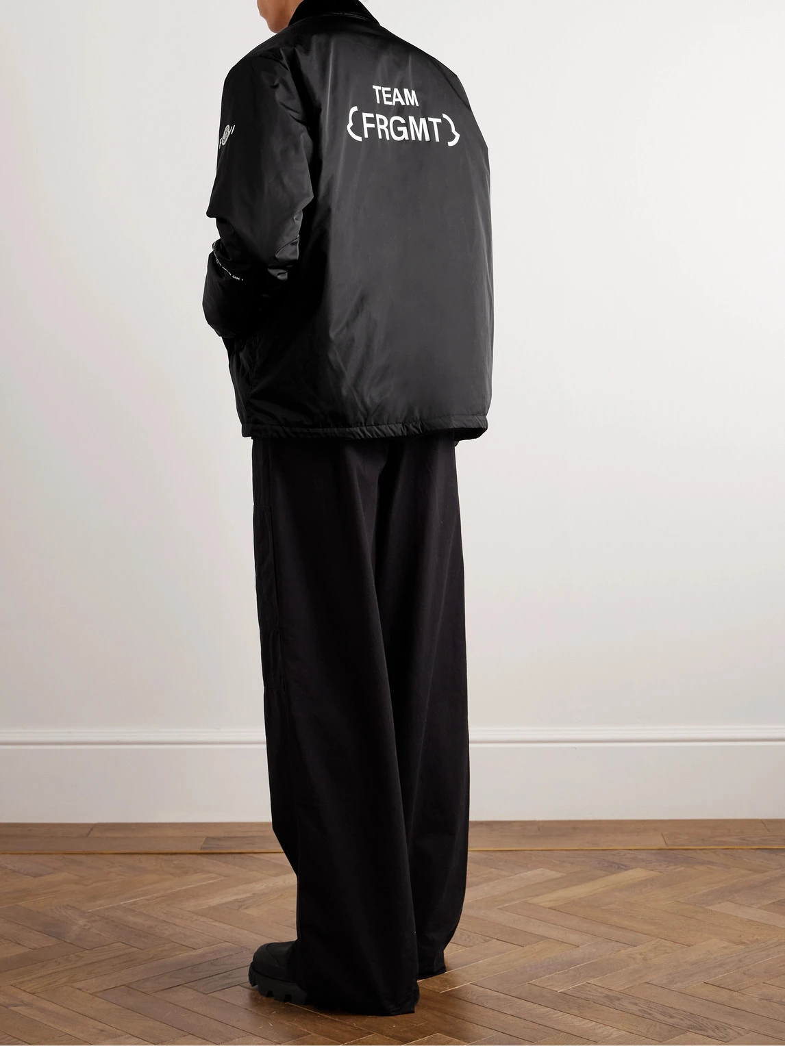 商品Moncler|Moncler 男士大衣 1647597315640592 黑色,价格¥12314,第3张图片详细描述