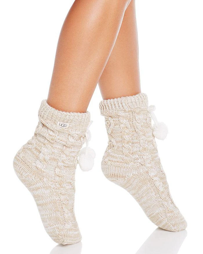 商品UGG|Pom-Pom Fleece Lined Socks,价格¥369,第1张图片