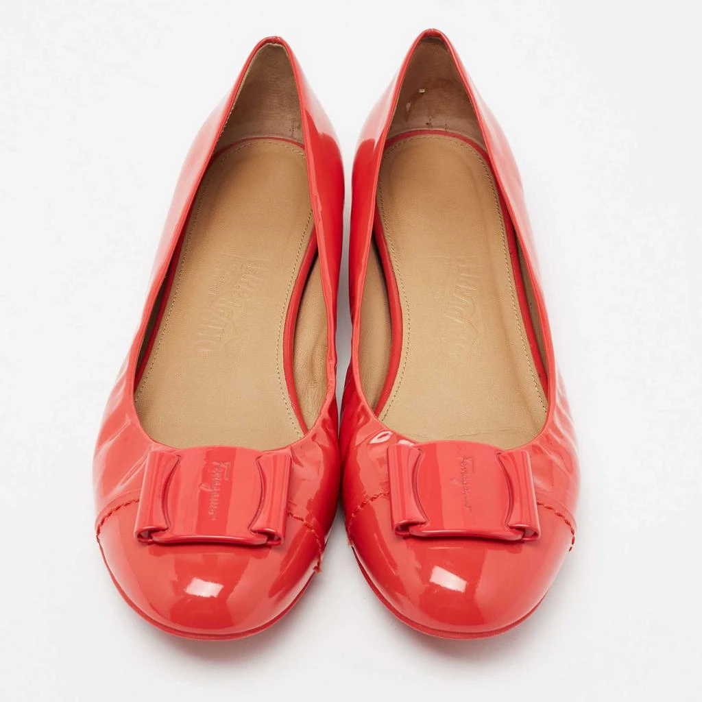 商品[二手商品] Salvatore Ferragamo|Salvatore Ferragamo Coral Pink Patent Leather Degrade Ballet Flat Size 39.5,价格¥1346,第3张图片详细描述