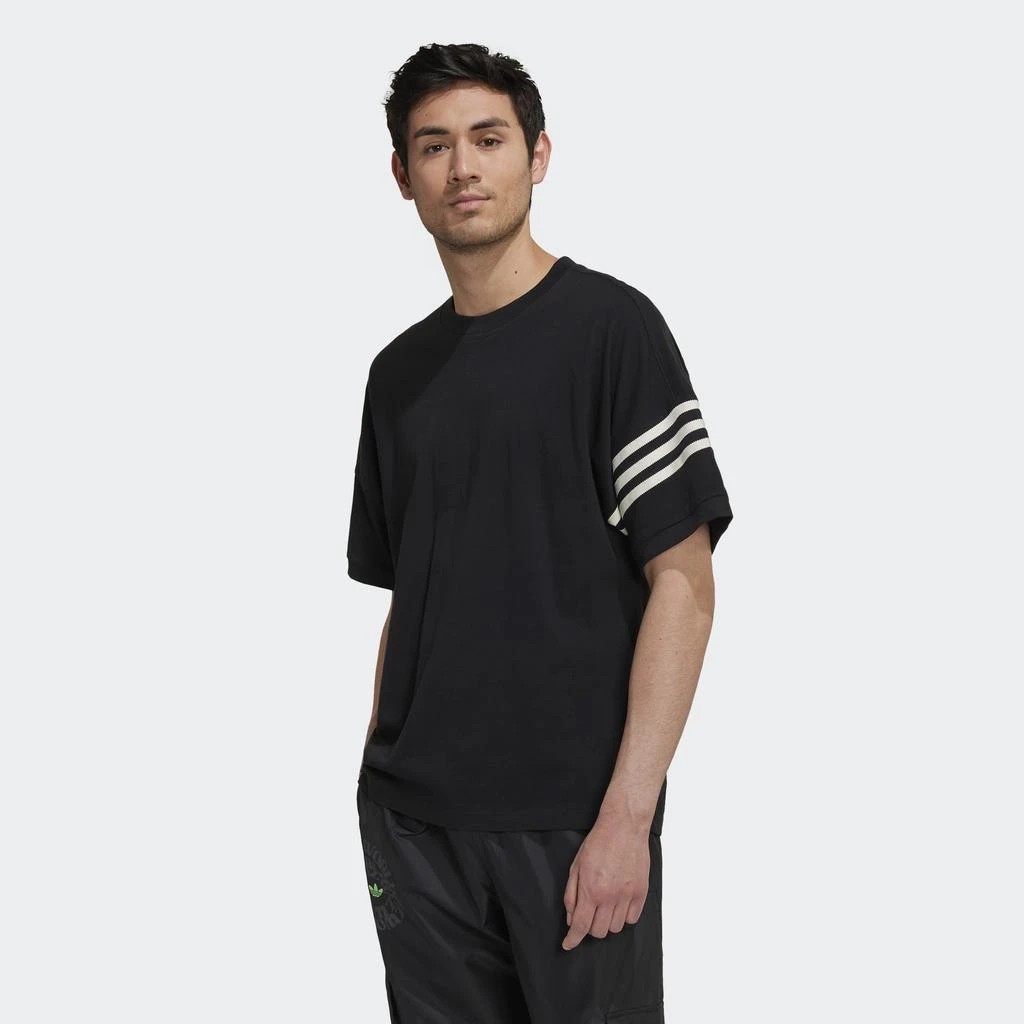 商品Adidas|ADICOLOR NEUCLASSICS T-SHIRT,价格¥209,第1张图片