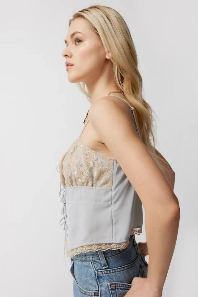 商品Urban Outfitters|UO Harper Lace Tie-Front Cami,价格¥301,第2张图片详细描述