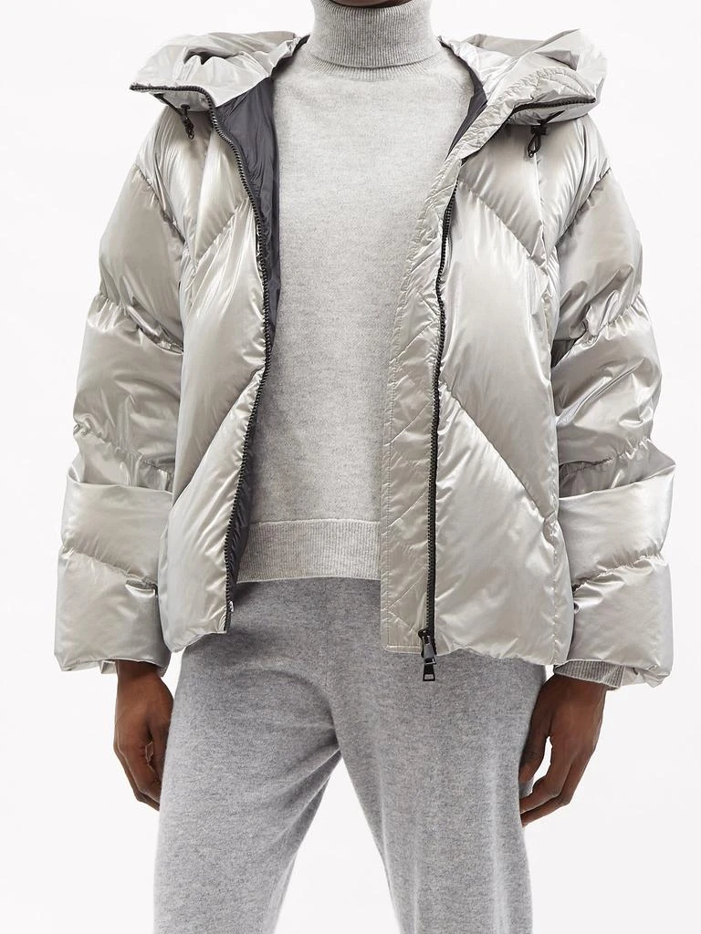 Frele hooded down jacket 商品