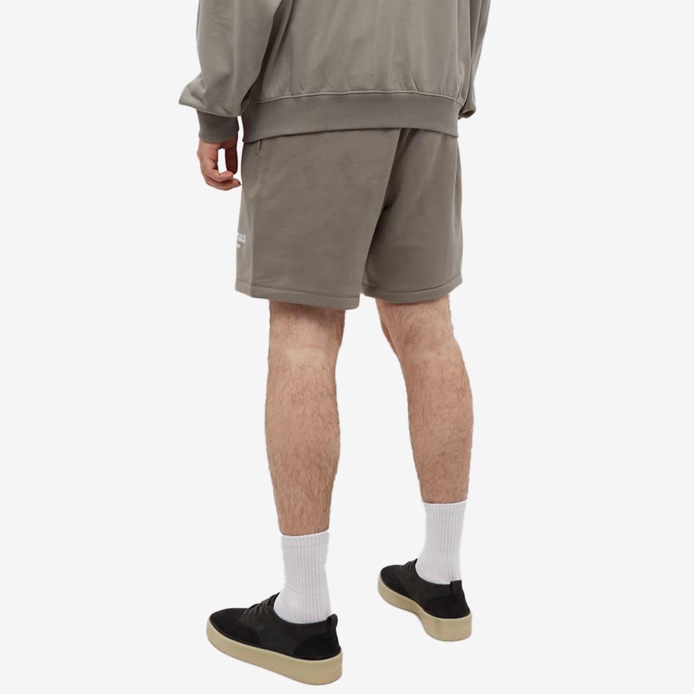 商品Essentials|Fear of God ESSENTIALS Logo Sweat Short - Desert Taupe,价格¥662,第5张图片详细描述