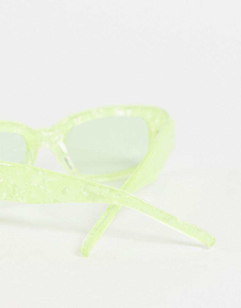 ASOS DESIGN rectangle sunglasses with marble effect in green - LGREEN商品第3张图片规格展示