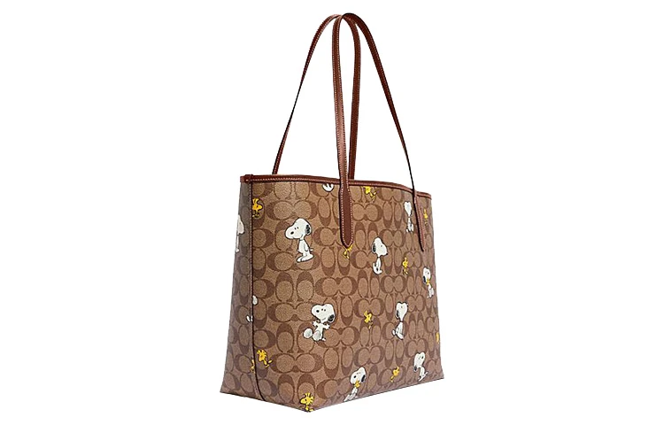 商品[国内直发] Coach|蔻驰 x Peanuts Snoopy 联名款 Dempsey 33 经典老花搭扣开合 人造革 托特包Tote包购物袋手提包单肩包 大号 女款 棕色,价格¥2597,第3张图片详细描述