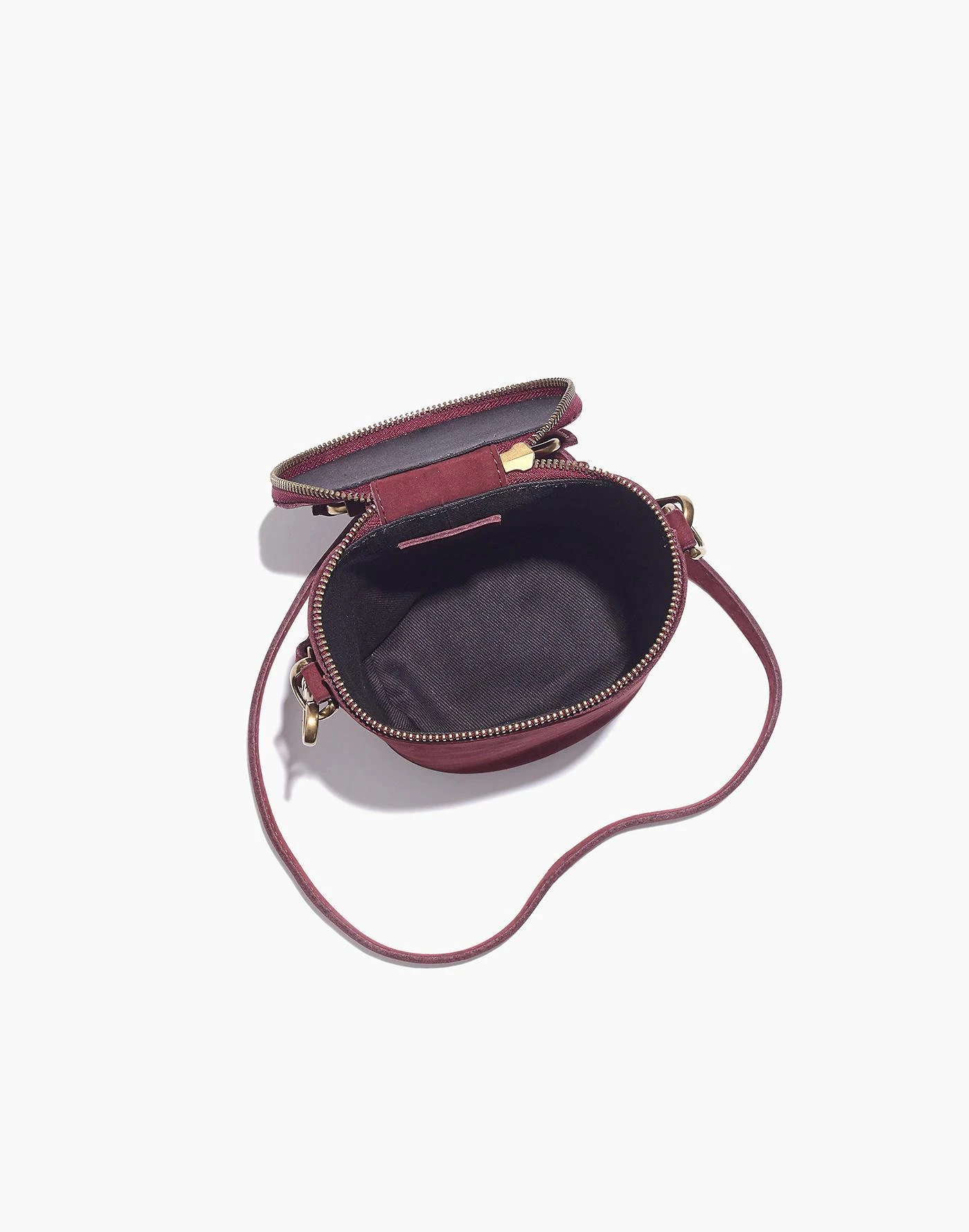 商品Madewell|The Holland Binocular Bag in Nubuck Leather,价格¥789,第3张图片详细描述