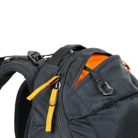 商品Mystery Ranch|District 18L Backpack,价格¥787,第4张图片详细描述