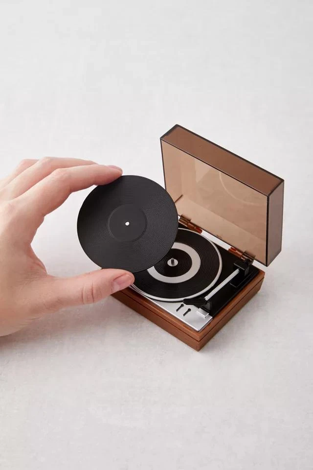 商品Urban Outfitters|Teeny Tiny Record Player,价格¥98,第1张图片