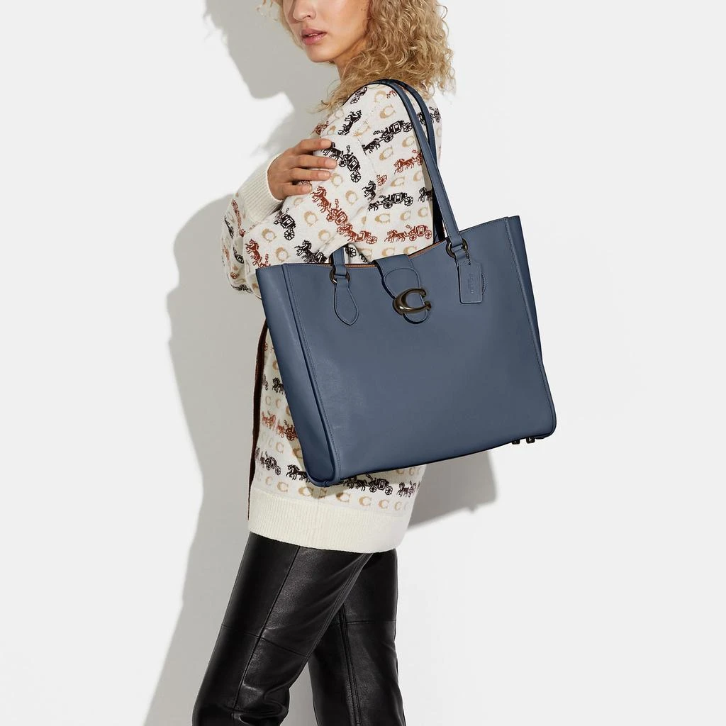 商品Coach|Coach Outlet Theo Tote,价格¥1549,第3张图片详细描述