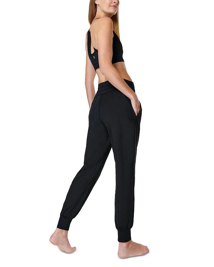 商品SWEATY BETTY|Gaia Yoga Pants,价格¥885,第4张图片详细描述