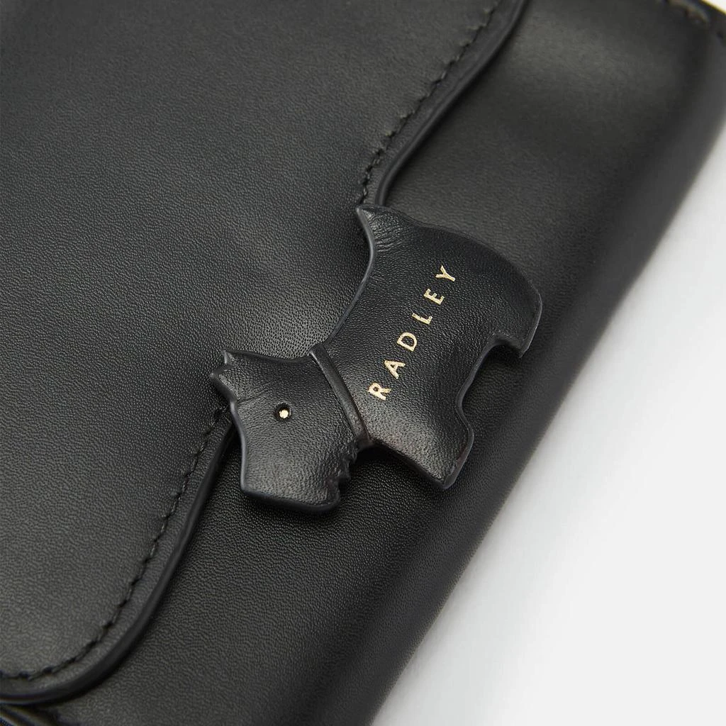 商品Radley|Radley Women's Radley Crest Medium Flapover Purse - Black,价格¥675,第4张图片详细描述