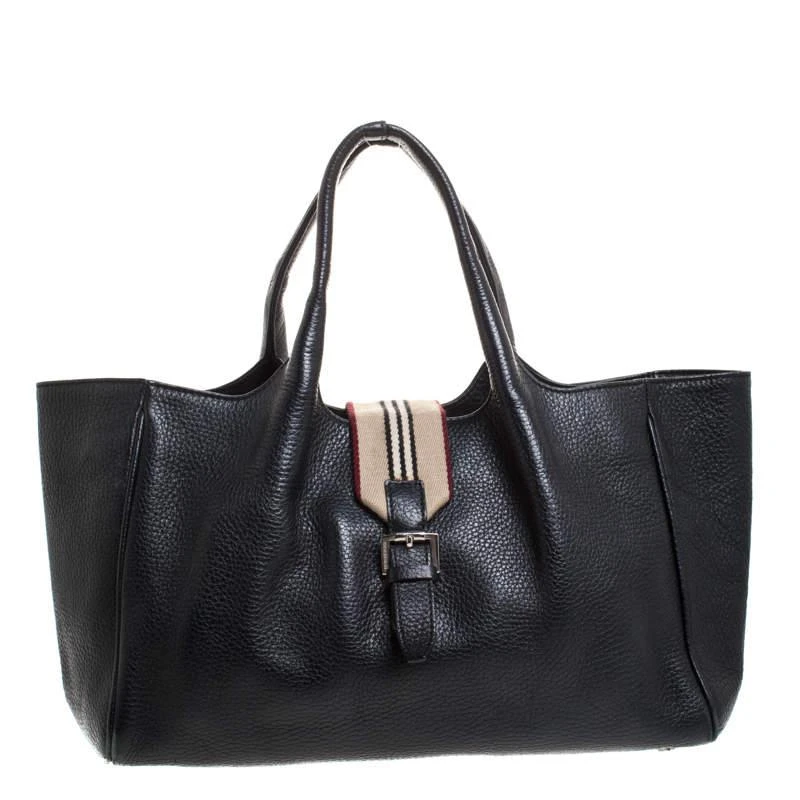 商品[二手商品] Burberry|Burberry Black Leather Buckle Tote,价格¥1653,第1张图片