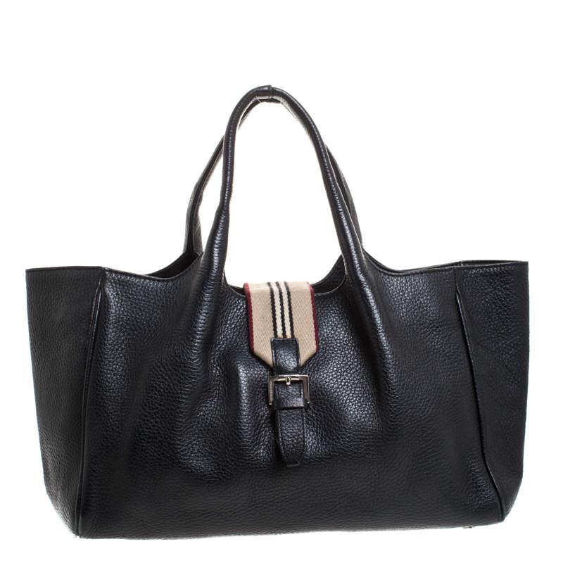 商品[二手商品] Burberry|Burberry Black Leather Buckle Tote,价格¥2478,第1张图片