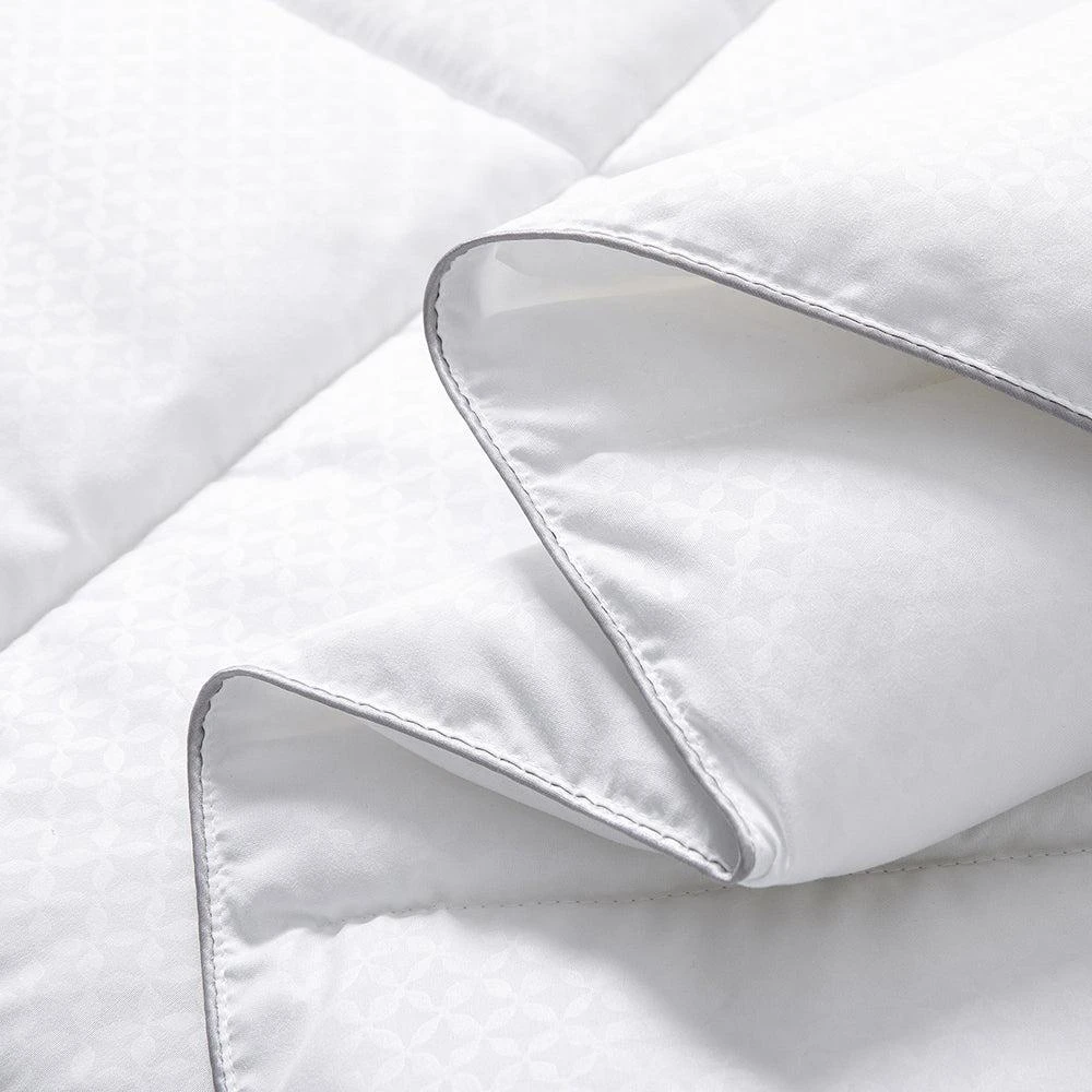 商品Puredown|Peace Nest All Season Down Alternative Comforter,价格¥459,第4张图片详细描述
