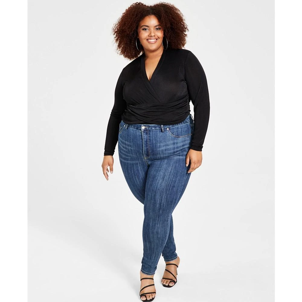 商品Nina Parker|Trendy Plus Size Crossover Bodysuit,价格¥107,第5张图片详细描述