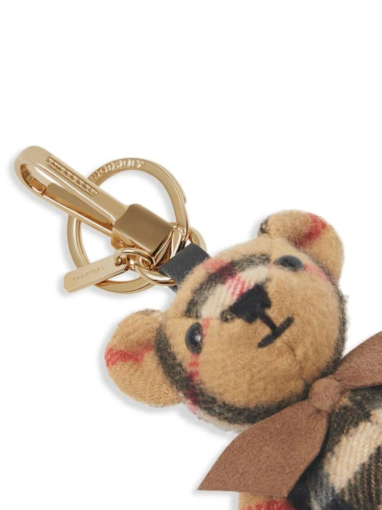 商品Burberry|Thomas Hiker Cashmere Charm,价格¥1306,第2张图片详细描述