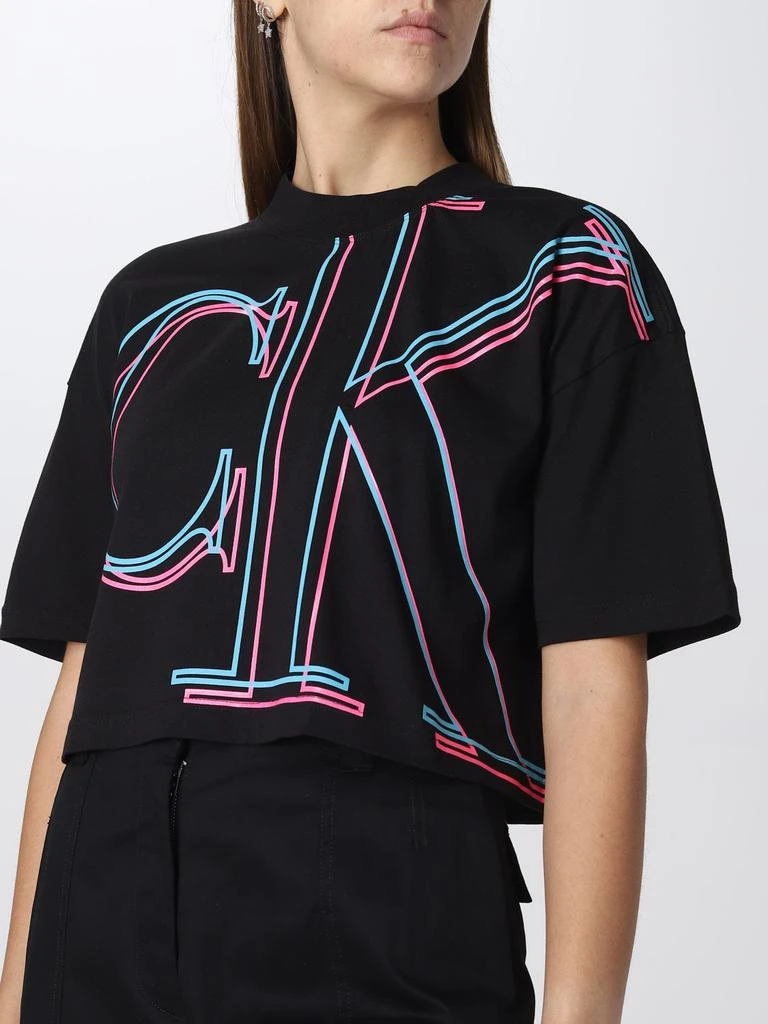 商品Calvin Klein|Calvin Klein Jeans cropped t-shirt,价格¥200,第3张图片详细描述