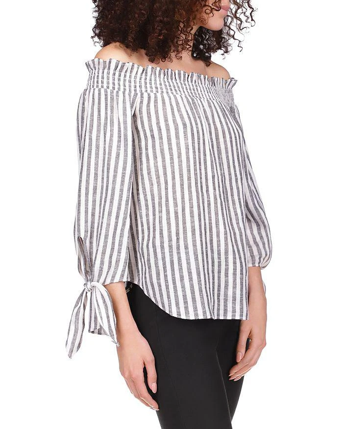 商品Michael Kors|Striped Off-the-Shoulder Top,价格¥220,第3张图片详细描述