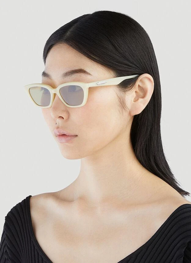 商品GENTLE MONSTER|Loti Y1 Sunglasses in Yellow,价格¥2343,第2张图片详细描述