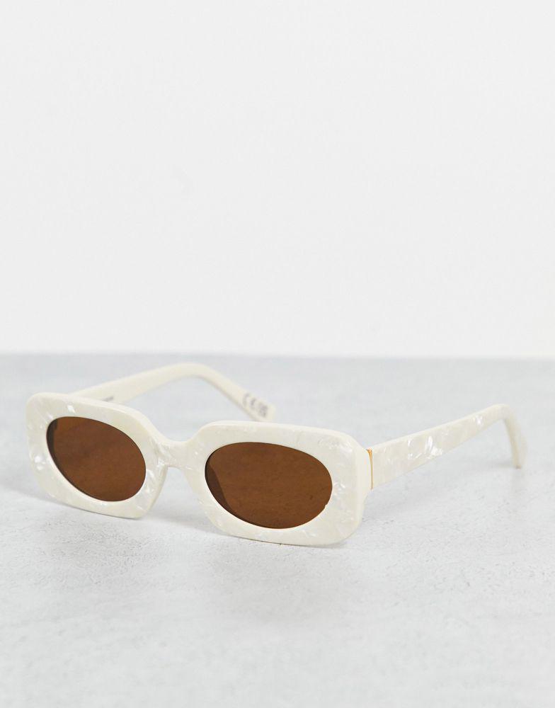 ASOS DESIGN frame mid square sunglasses in white acetate transfer - WHITE商品第1张图片规格展示