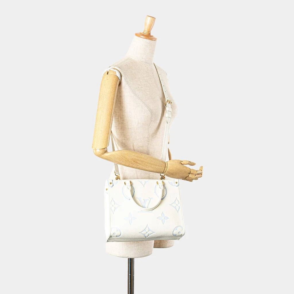 商品[二手商品] Louis Vuitton|Louis Vuitton Blue/White Monogram Empreinte Giant Onthego PM,价格¥36630,第5张图片详细描述
