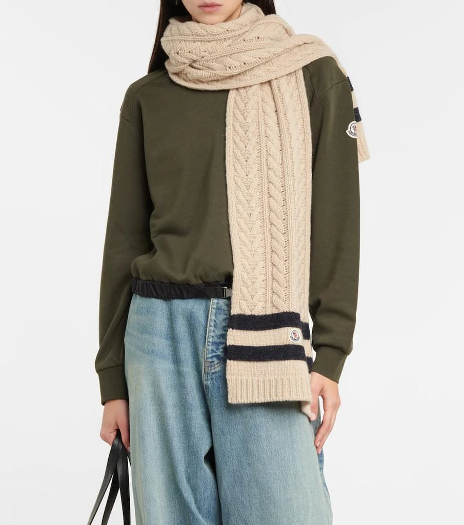 商品Moncler|Cable-knit cashmere and wool-lend scarf,价格¥4476,第2张图片详细描述
