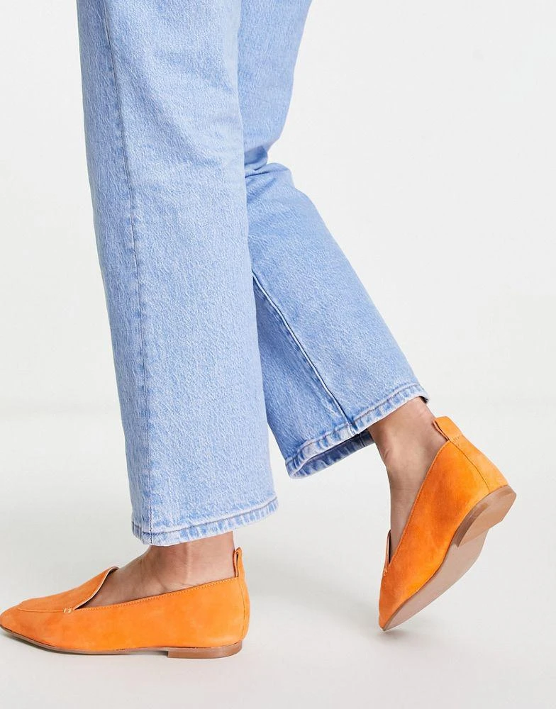 商品ASOS|ASOS DESIGN Wide Fit Miley suede loafers in orange,价格¥216,第2张图片详细描述