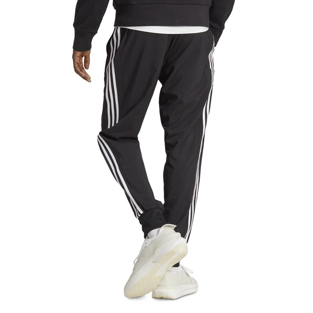 商品Adidas|Men's Essentials 3-Stripes Cargo Pocket Joggers,价格¥368,第2张图片详细描述