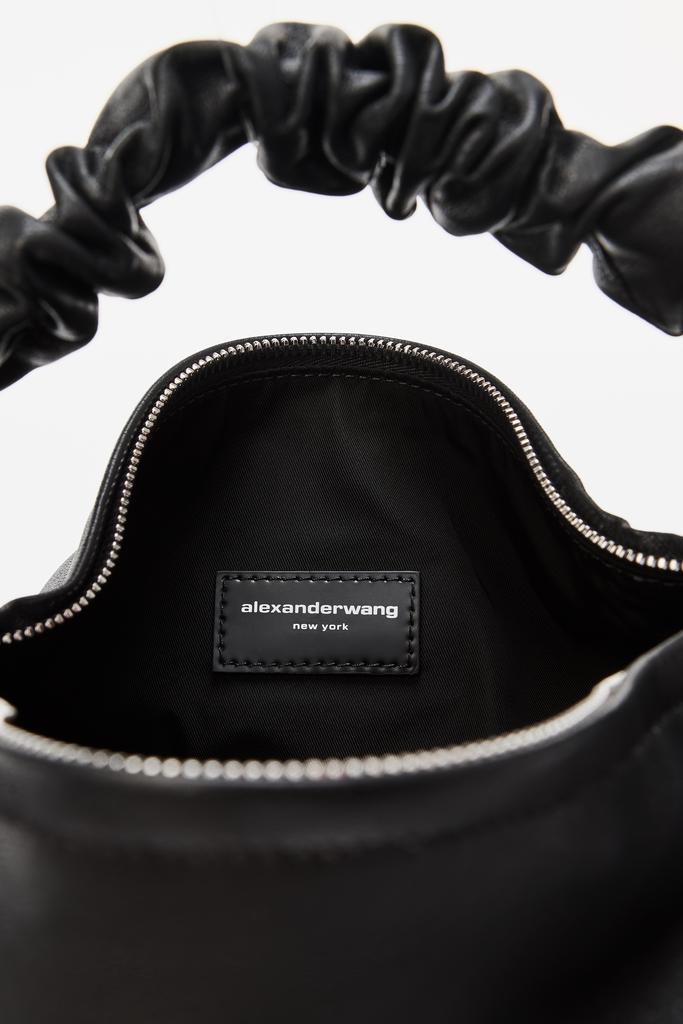 商品Alexander Wang|SCRUNCHIE SMALL BAG IN NAPPA LEATHER,价格¥2759,第6张图片详细描述