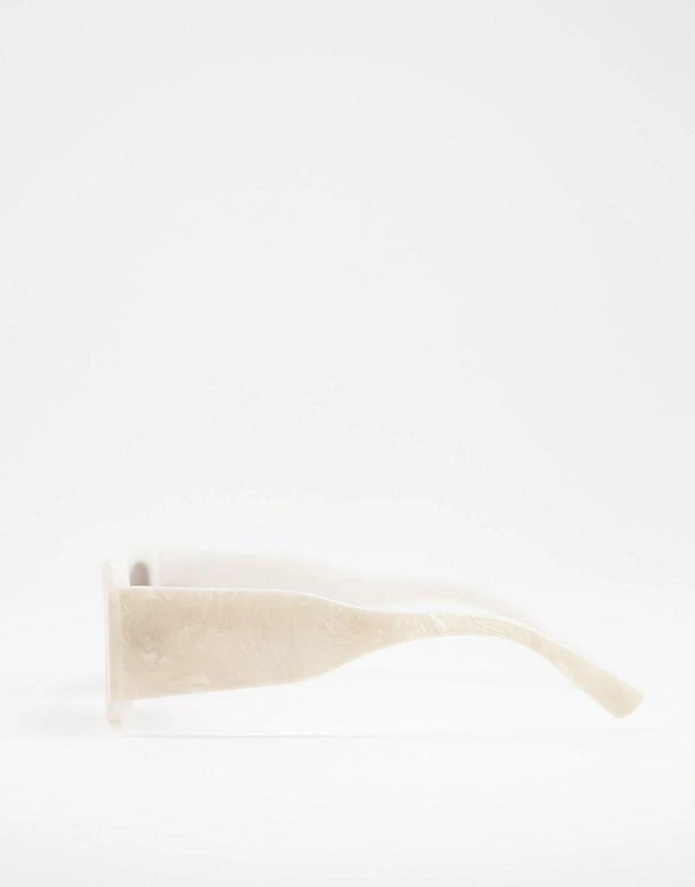 商品ASOS|ASOS DESIGN mid square sunglasses in white acetate transfer,价格¥89,第3张图片详细描述
