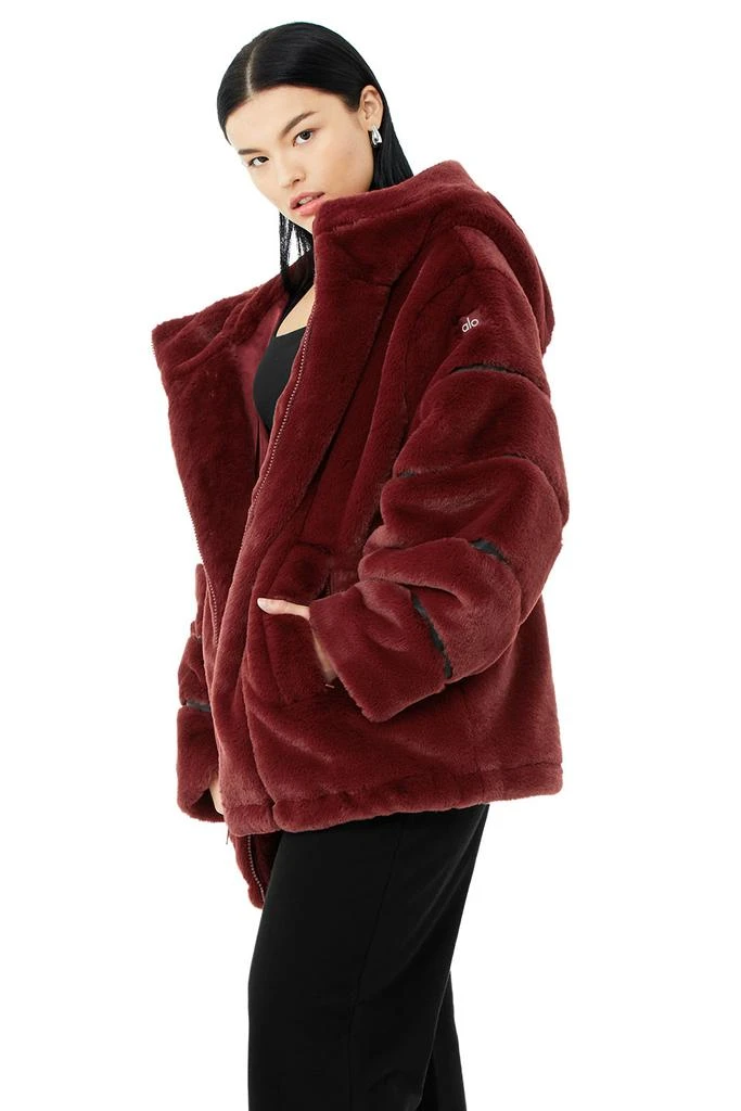 Knock Out Faux Fur Jacket - Cranberry 商品