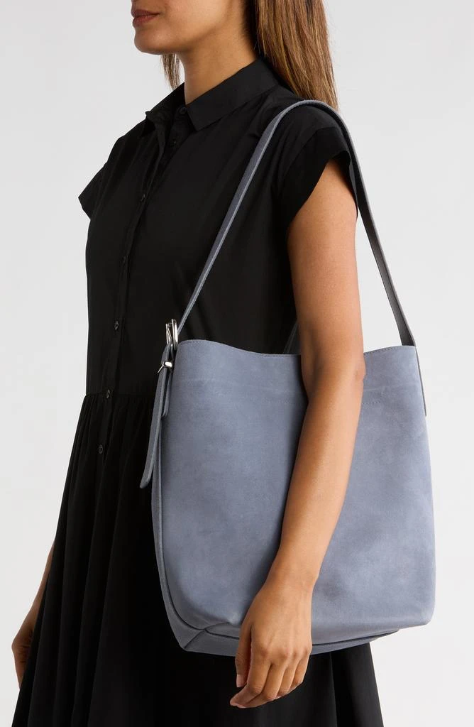 Essentials Suede Bucket Bag 商品