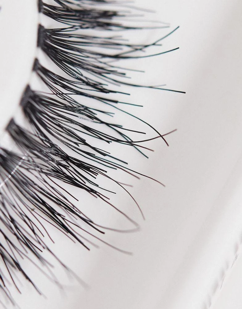 商品Ardell|Ardell Wispies 701 Lashes,价格¥62,第3张图片详细描述