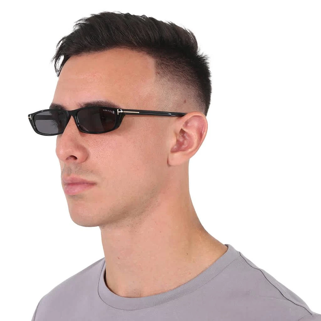 商品Tom Ford|Alejandro Smoke Rectangular Unisex Sunglasses FT1058 01A 59,价格¥1391,第2张图片详细描述
