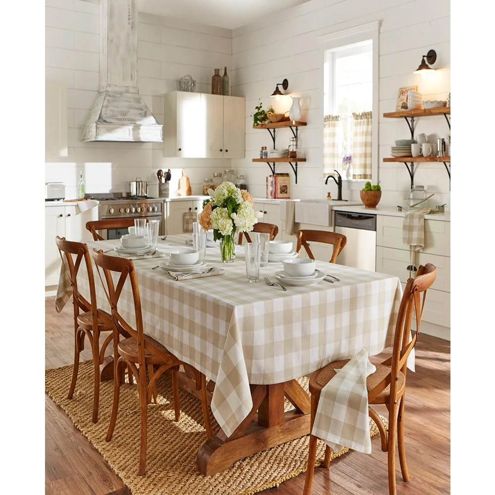 商品Elrene|Farmhouse Living Buffalo Check 60"x 84" Tablecloth,价格¥142,第2张图片详细描述