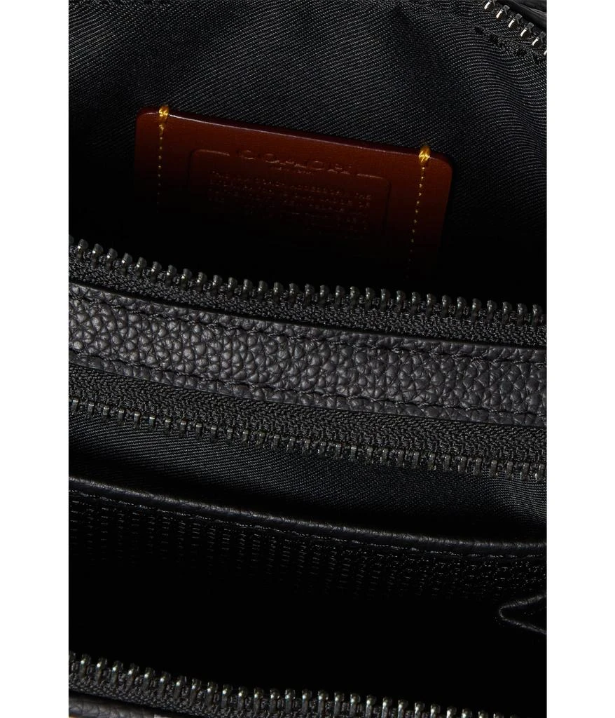商品Coach|Charter Crossbody in Pebble Leather with Leather Chain,价格¥2981,第3张图片详细描述