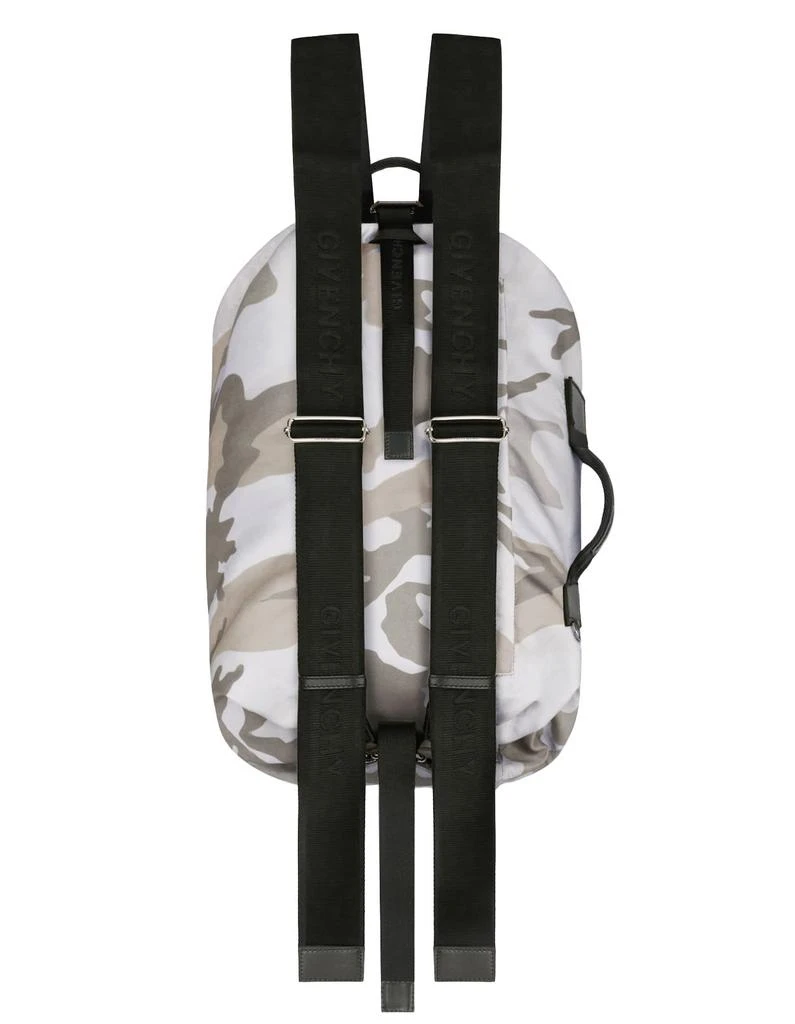 商品Givenchy|Man Adjustable G-zip Nylon Backpack With Camouflage Print,价格¥8885,第2张图片详细描述