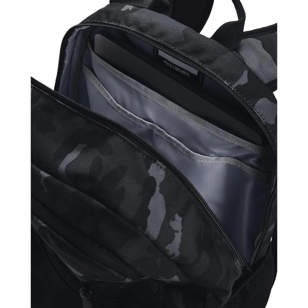 商品Under Armour|Hustle Sport Backpack,价格¥270,第3张图片详细描述