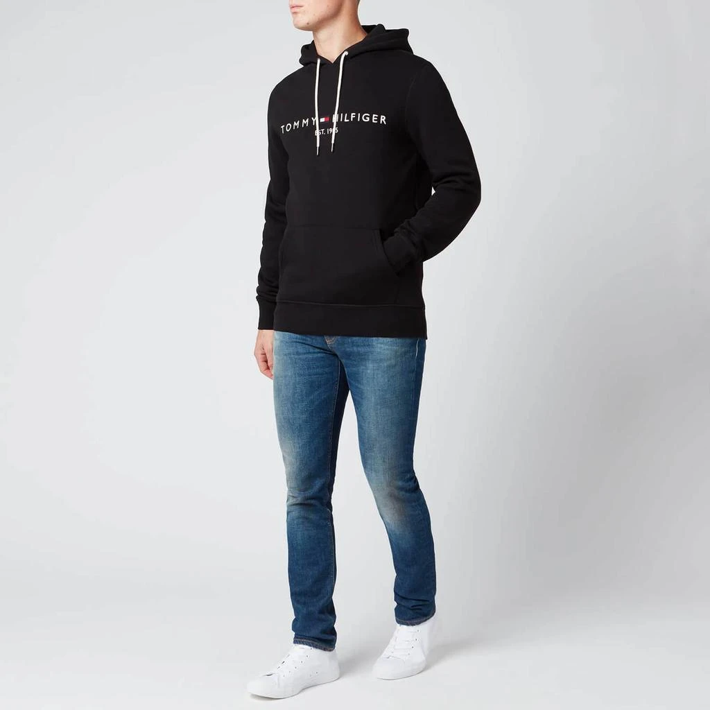 商品Tommy Hilfiger|Tommy Hilfiger Men's Tommy Logo Hoodie - Jet Black,价格¥855,第3张图片详细描述