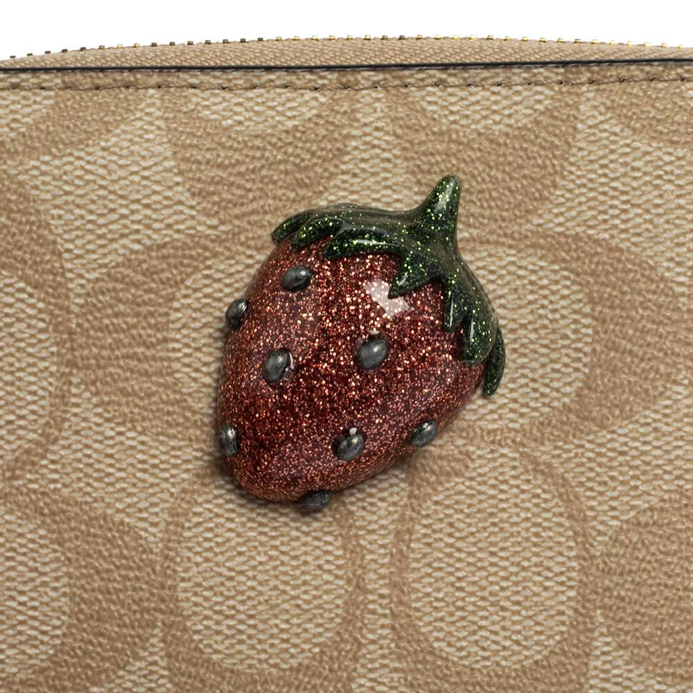 商品[二手商品] Coach|Coach Beige Signature Coated Canvas Strawberry Zip Around Wallet,价格¥1767,第5张图片详细描述