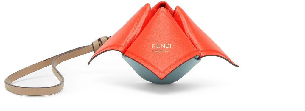 鑑定済み FENDI 大人のお洒落 チャーム 本革 Fortune Teller 鑑定済み FENDI 大人のお洒落 チャーム 本革 Fortune Teller