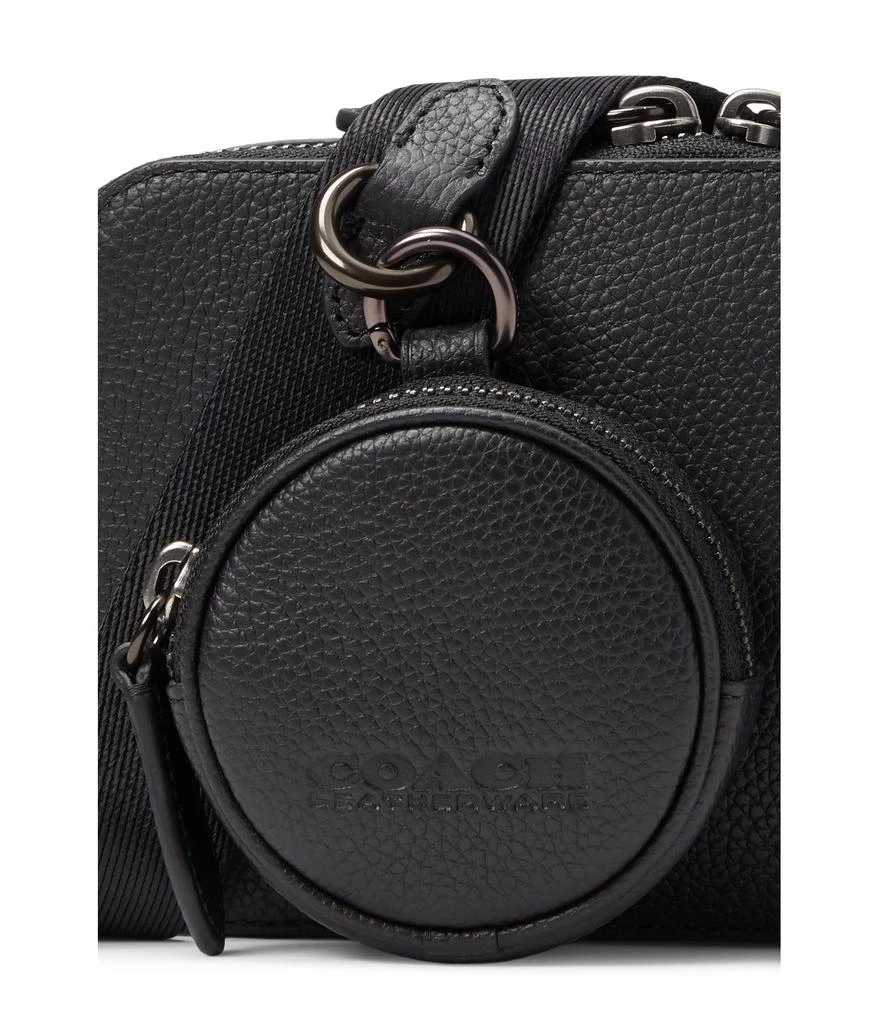 商品Coach|Charter Slim Crossbody in Pebble Leather with Sculpted C Hardware Branding,价格¥1183,第4张图片详细描述