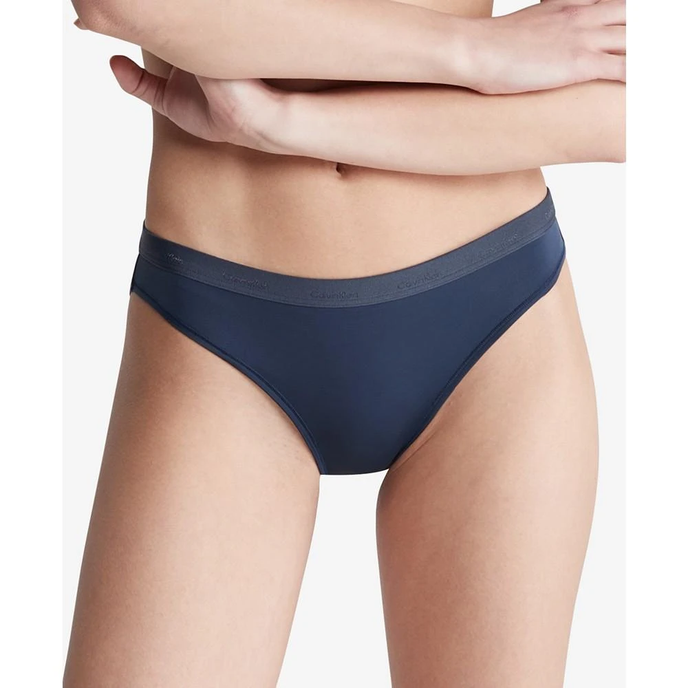 Calvin Klein Women's Form To Body Bikini Underwear QF6761 1