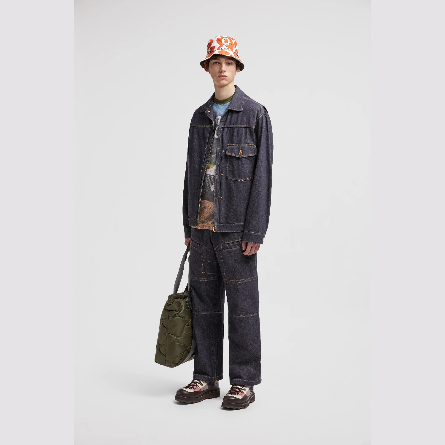【预售】 MONCLER 盟可睐 25春夏 男士 夹克 Moncler x Mercedes-Benz by NIGO Nepit男士牛仔布夹克外套 K14011A00010M592377A  商品