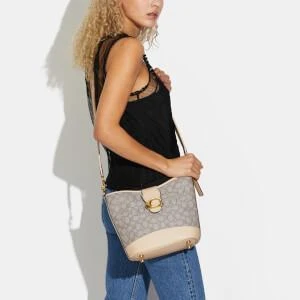 商品Coach|Coach Women's Tali Bucket Bag,价格¥2753,第3张图片详细描述